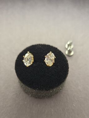Gold Oval Clear Crystal Stud Earrings